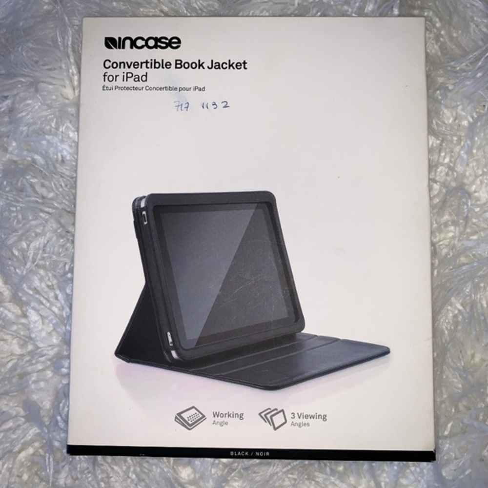 🔻Incase Ipad Case